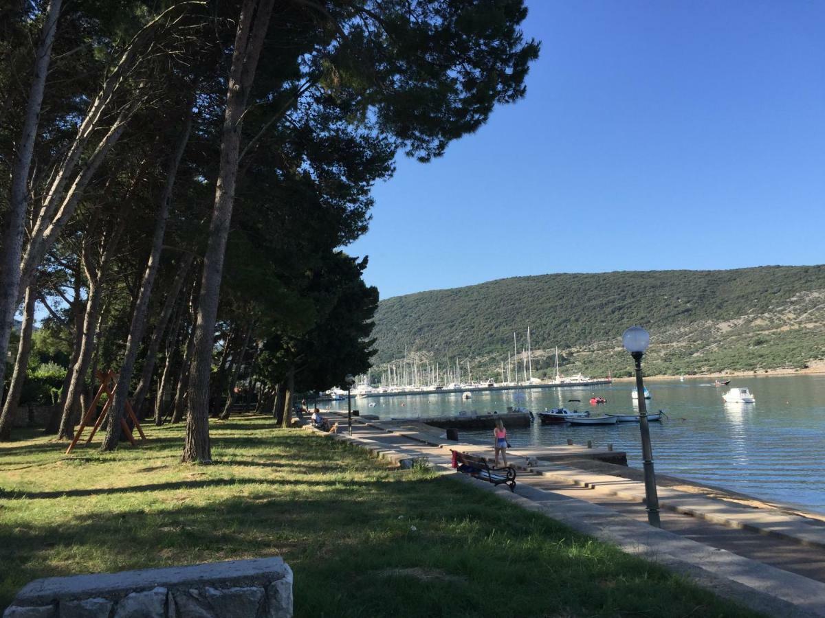 Apartman Nekic Cres Exterior foto